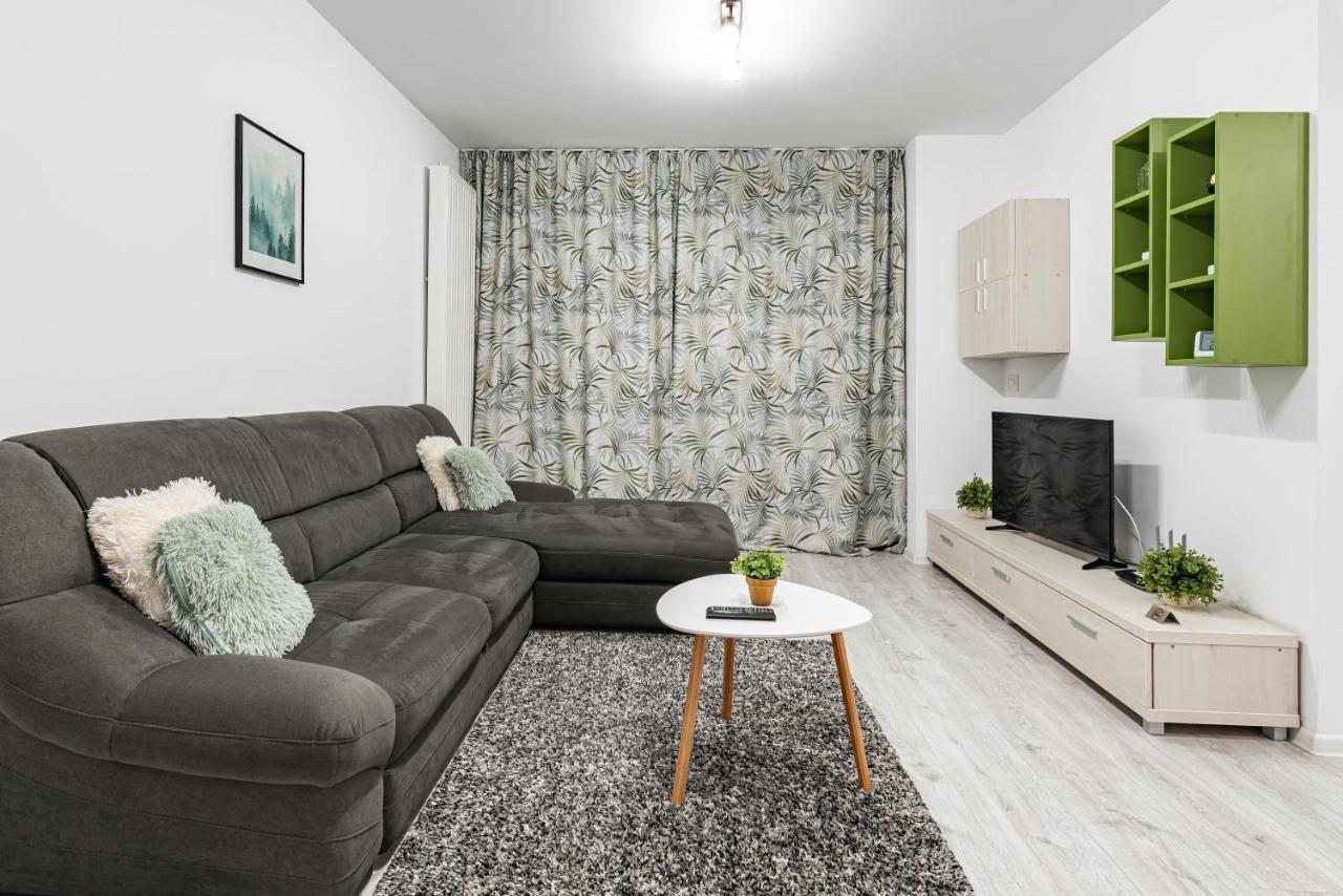 Green Apartment Coresi Brasov Exterior photo